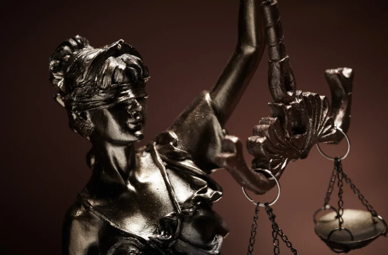 Profil Kantor Advokat Rudie Lawyer